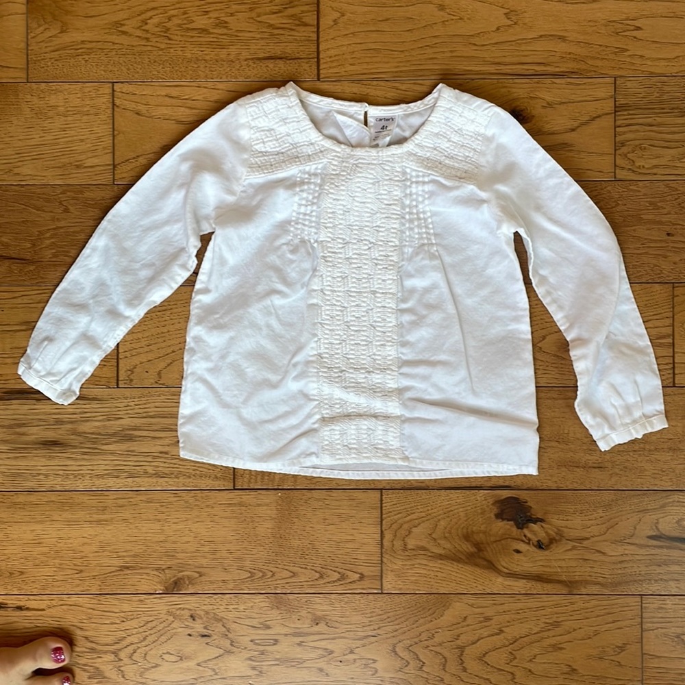 NWOT white carters top 4t